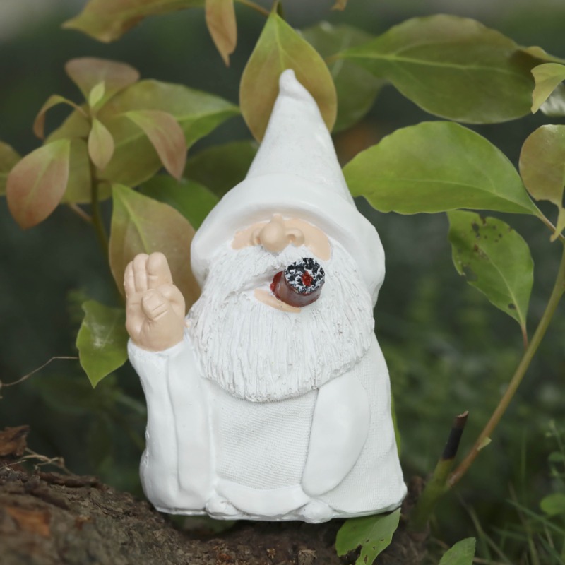 Home Decor Garden Ideas - Figurine Gnome Taman Natal Berjubah Putih