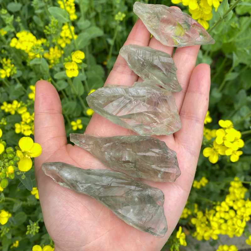 Home Decor Garden Ideas - 1pc30-70g Kristal Hijau Alami, Batu Taman,